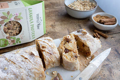 STRUDEL CROCCANTE DI PASTA FILLO CON GRANOLA